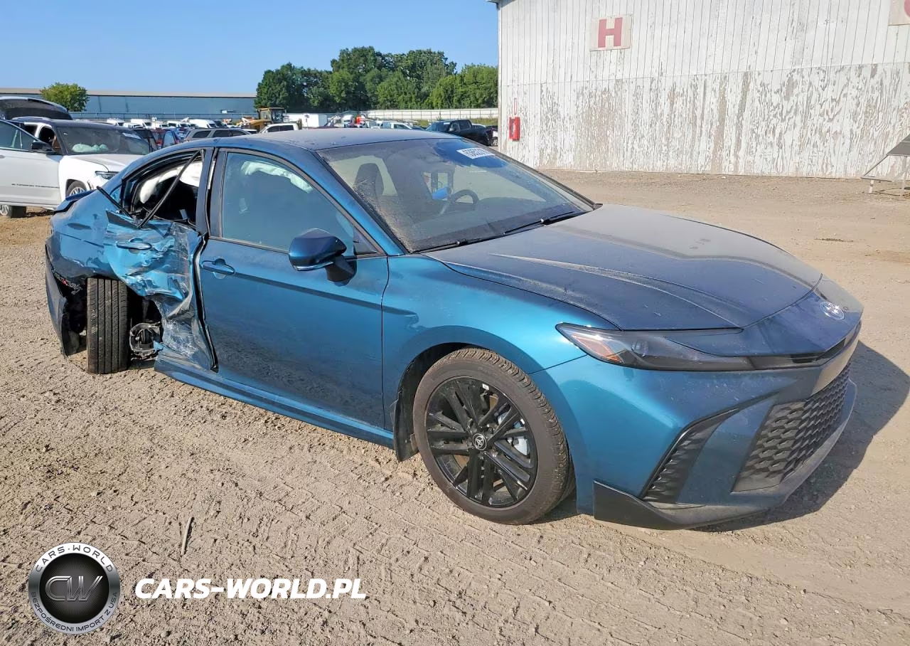 2026 Toyota Camry Se VIN:4T1DBADK3TU561881 - 4