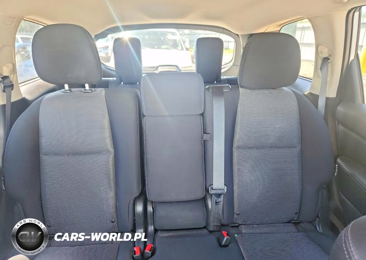 2018 Nissan Pathfinder S VIN:5N1DR2MM8JC668351 - 10