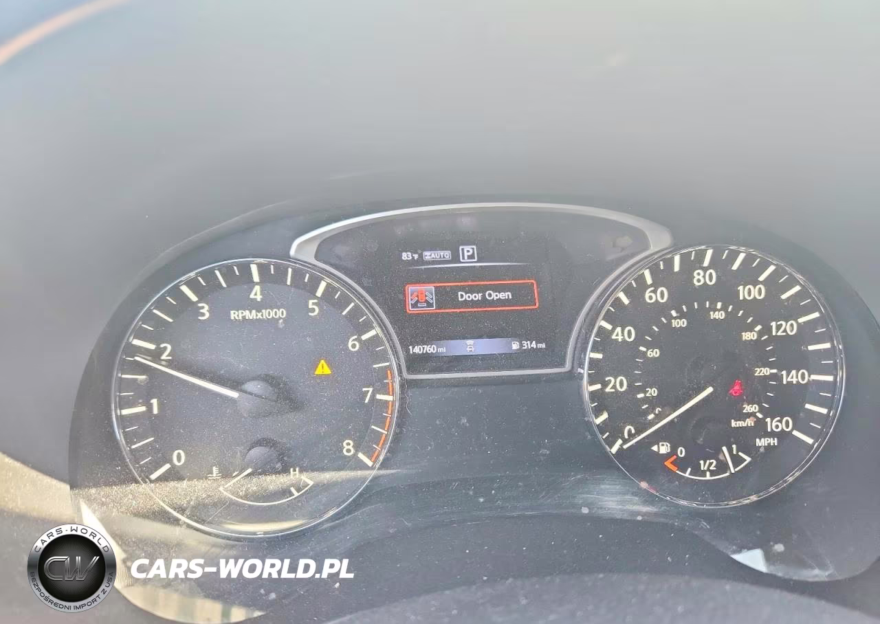 2018 Nissan Pathfinder S VIN:5N1DR2MM8JC668351 - 9
