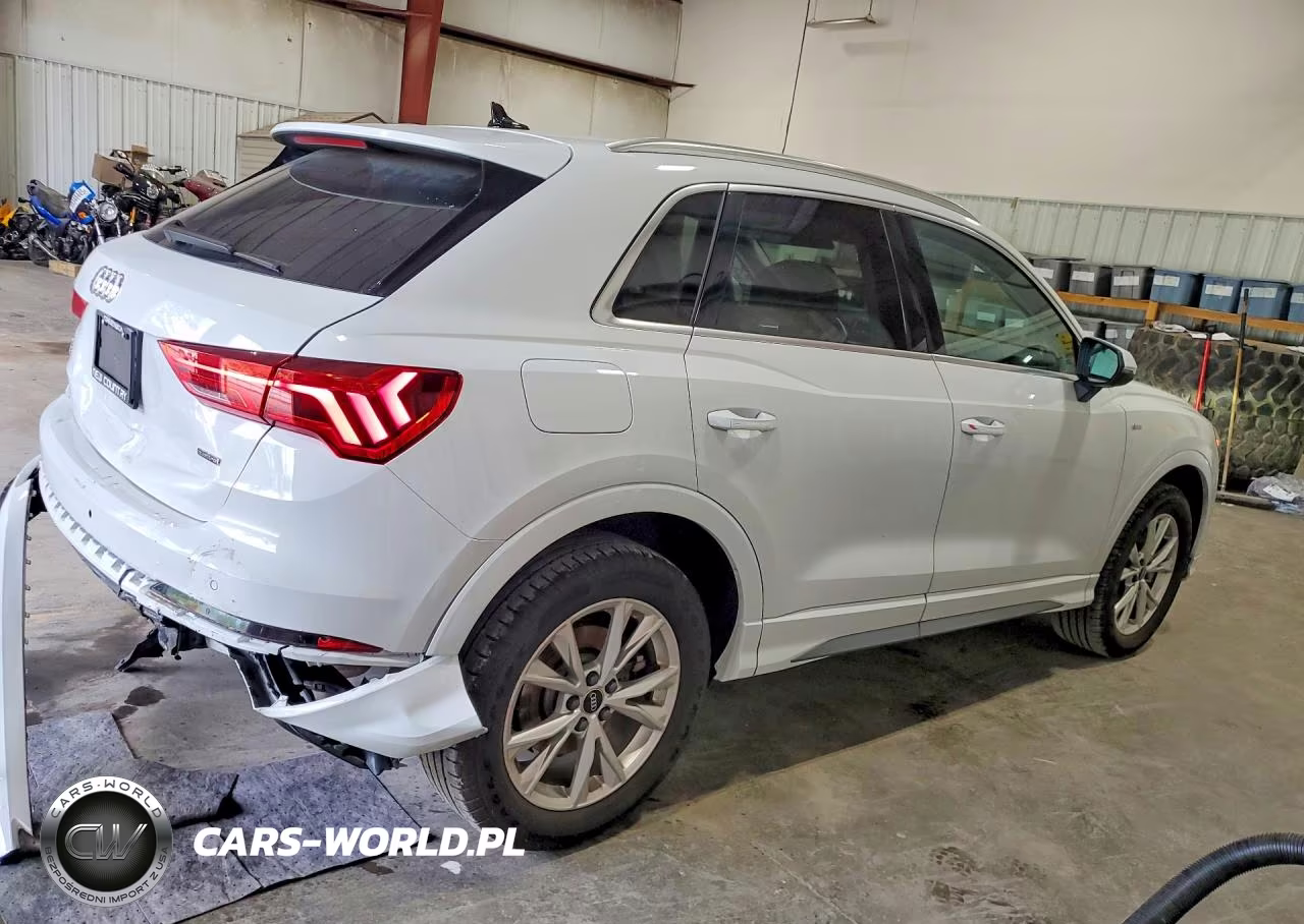 2022 Audi Q3 Premium S Line 45 VIN:WA1DECF38N1004850 - 3