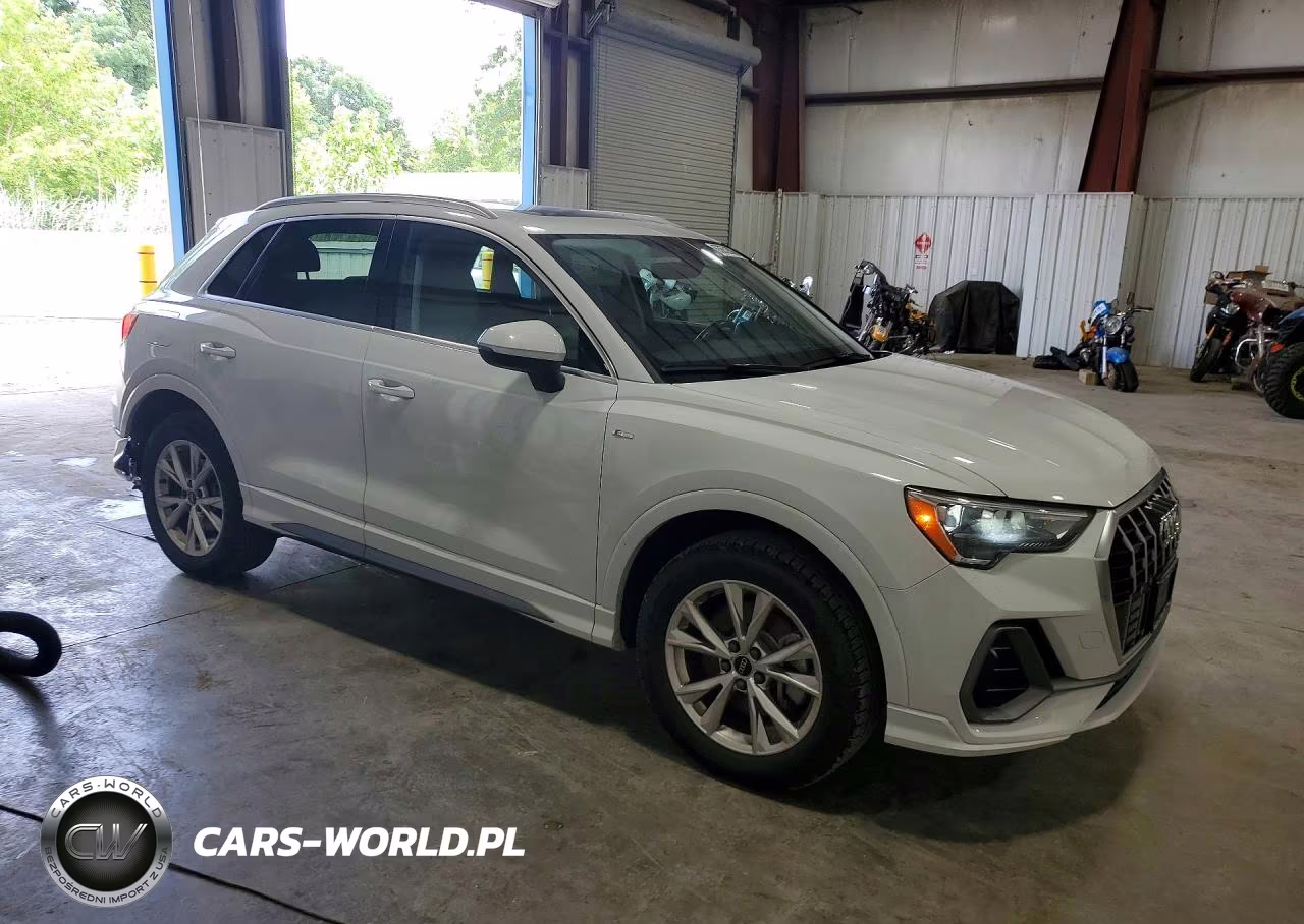 2022 Audi Q3 Premium S Line 45 VIN:WA1DECF38N1004850 - 4