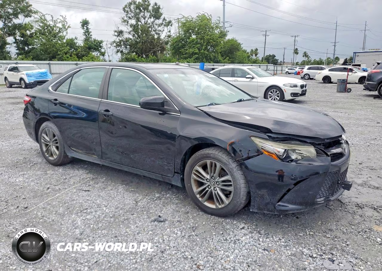 2015 Toyota Camry Se VIN:4T1BF1FK6FU021826 - 4