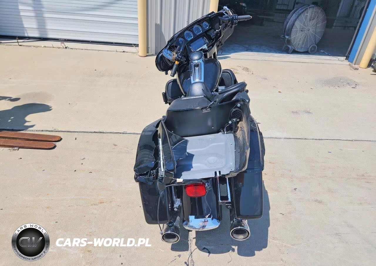 2018 Harley-Davidson Flhtk Ultra Limited VIN:1HD1KED18JB608108 - 4