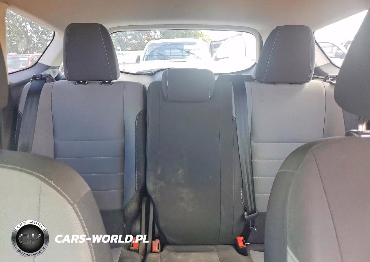 2017 Ford Escape VIN:1FMCU0F71HUE74240 - 10