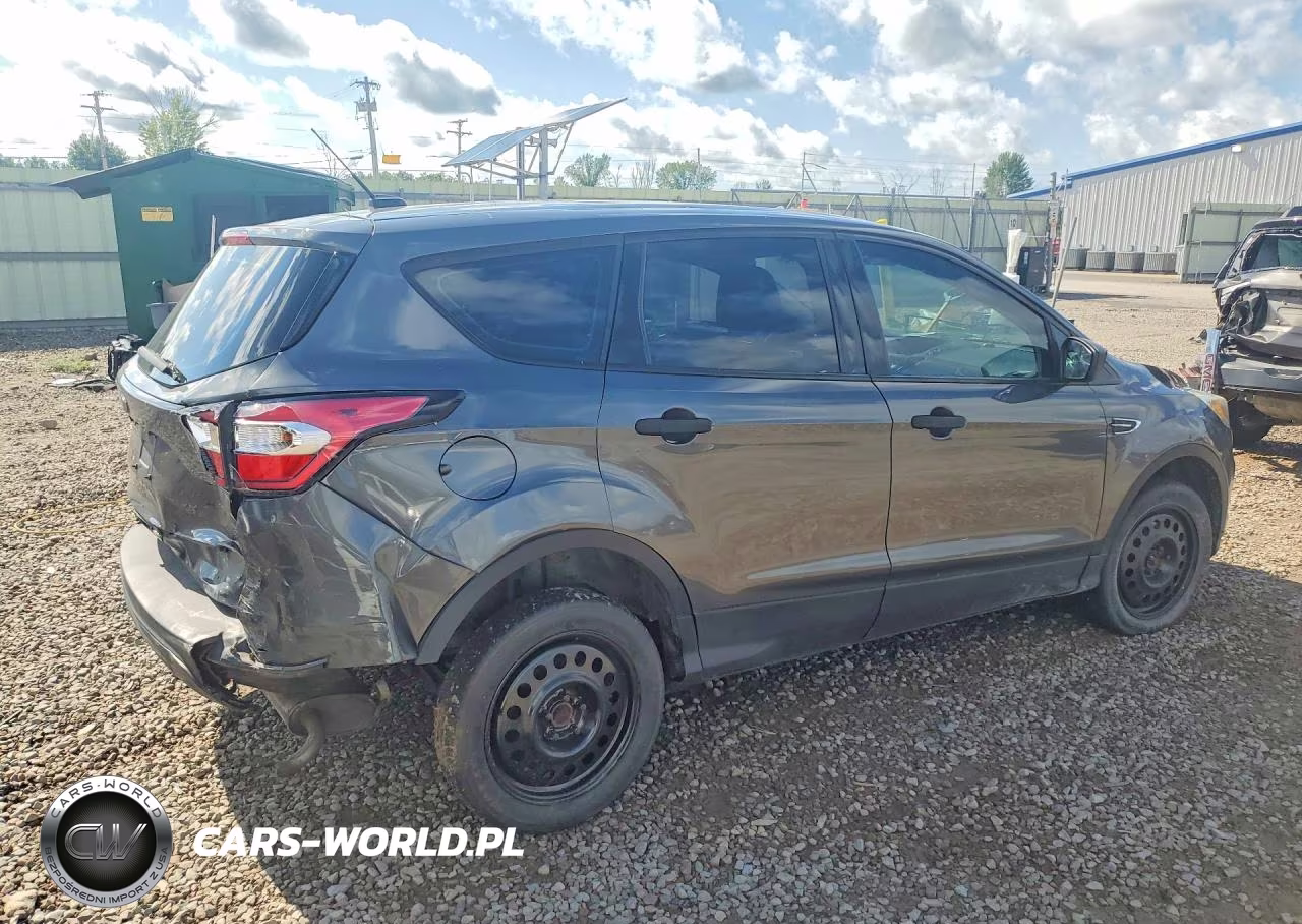 2017 Ford Escape VIN:1FMCU0F71HUE74240 - 3