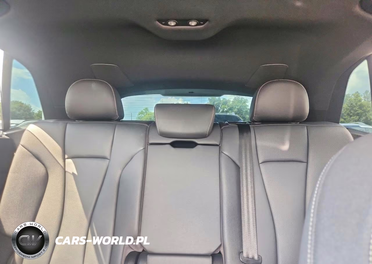 2019 Audi Q8 Prestige S-Line VIN:WA1FVAF11KD046511 - 10