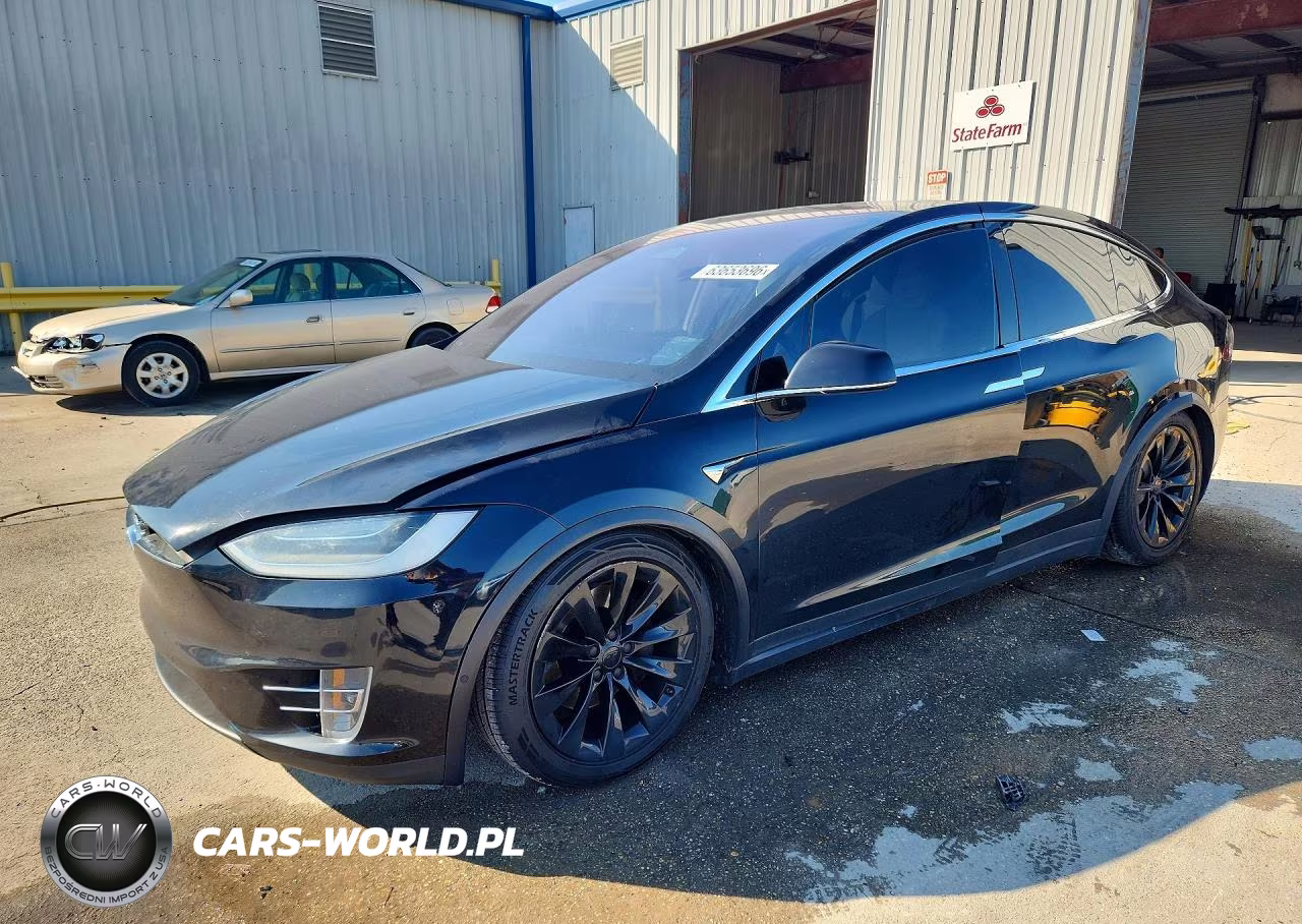 2017 Tesla Model X VIN:5YJXCBE23HF076644 - 1