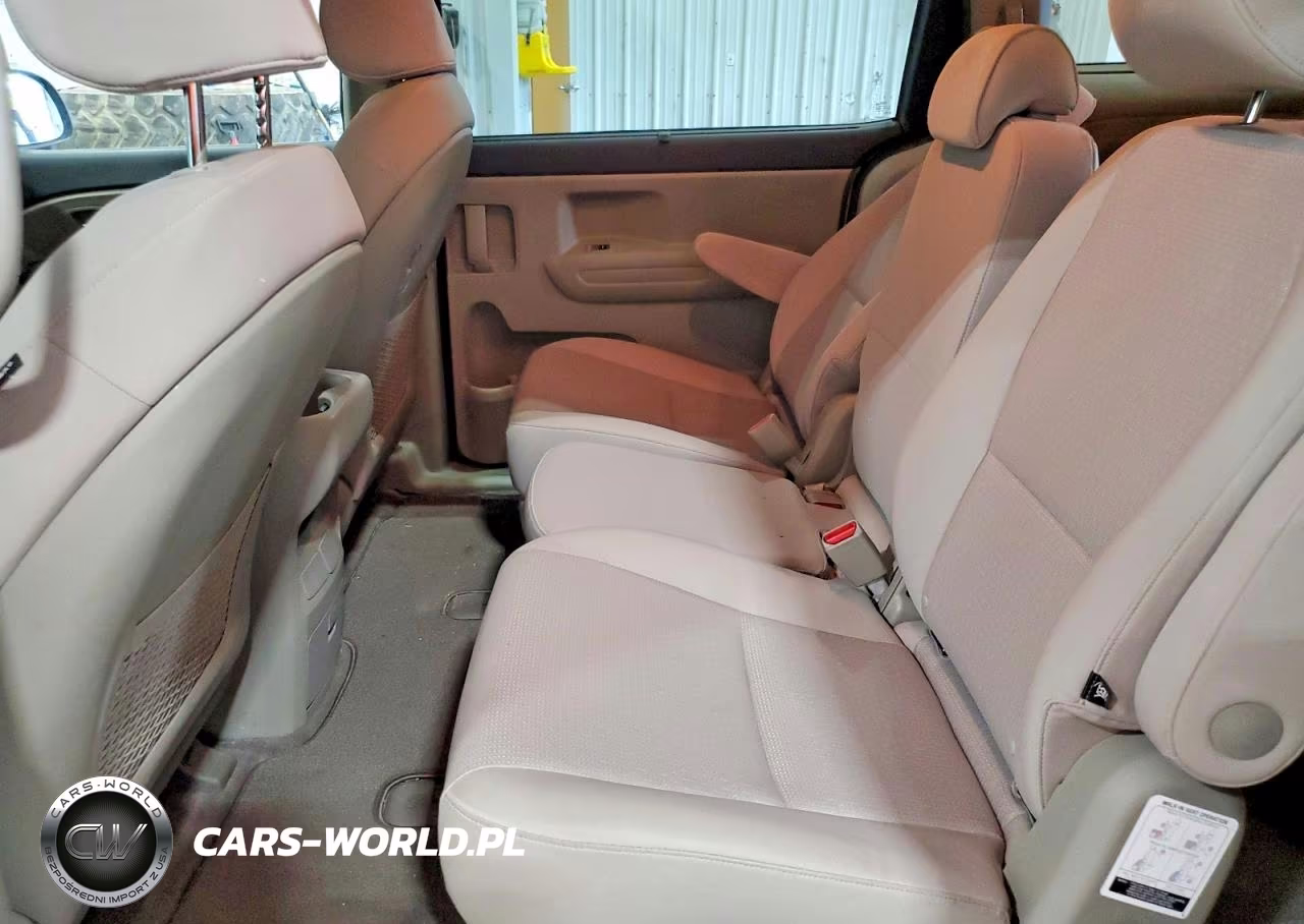 2016 Kia Sedona Lx VIN:KNDMB5C10G6196770 - 11