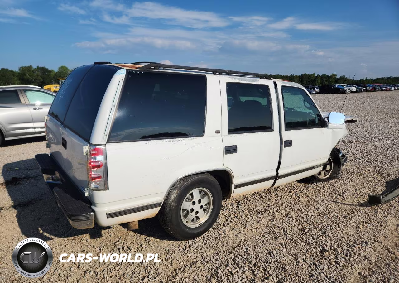 1999 GMC Yukon VIN:1GKEC13R2XJ789872 - 3