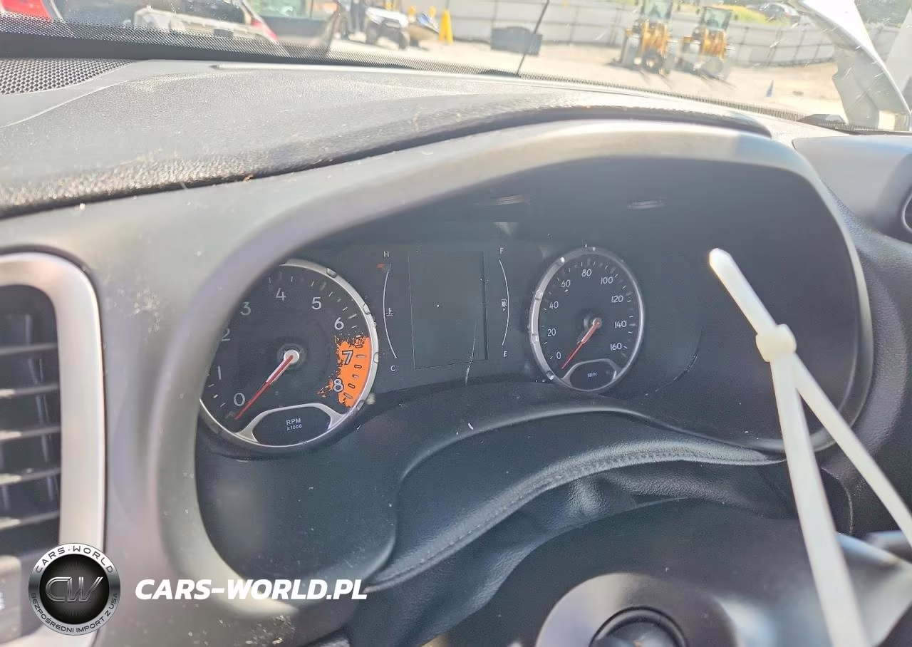 2018 Jeep Renegade Latitude VIN:ZACCJBBB4JPJ62405 - 9
