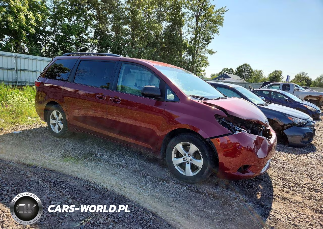 2016 Toyota Sienna Le VIN:5TDKK3DC5GS699979 - 4