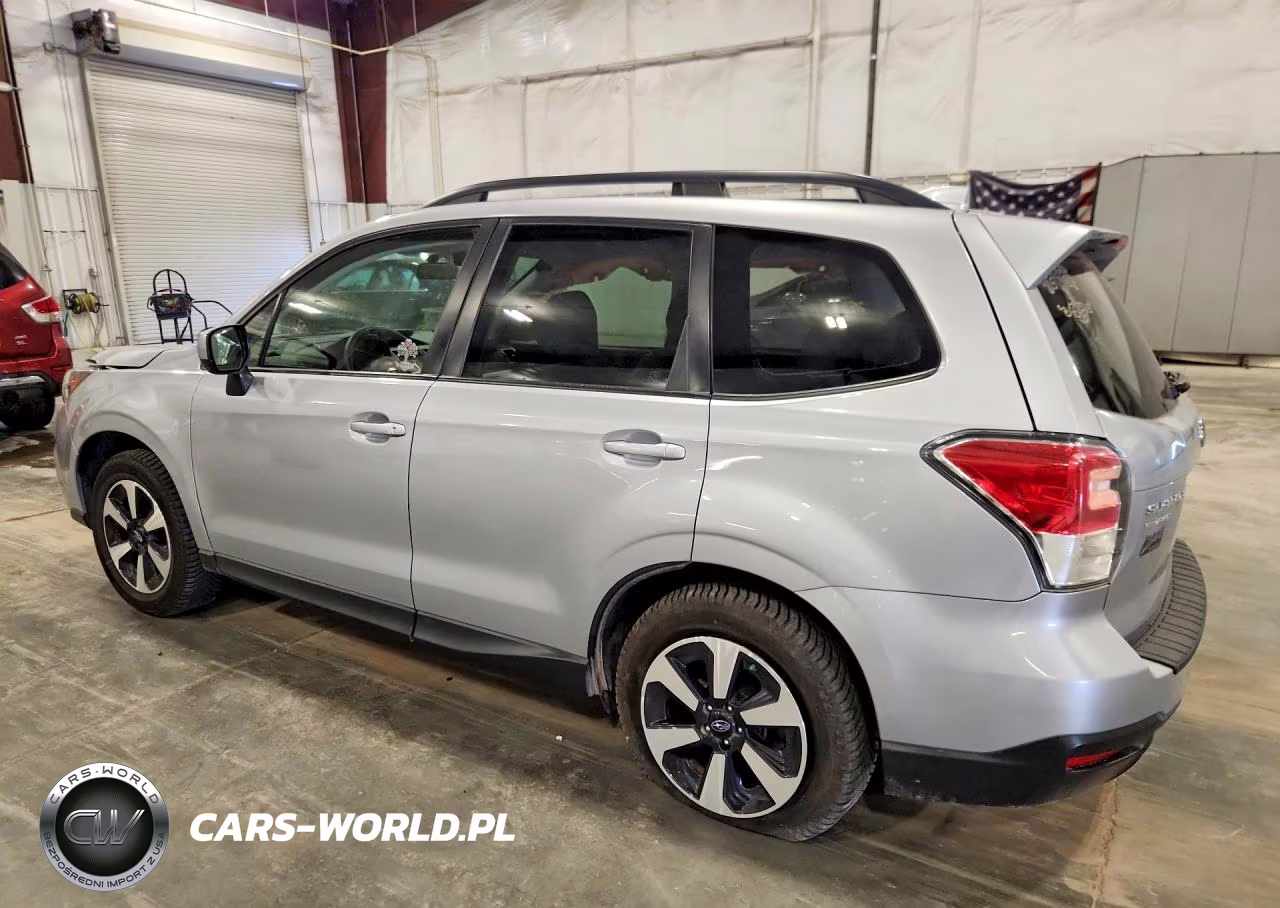 2017 Subaru Forester 2.5I Premium VIN:JF2SJAEC3HH807898 - 2