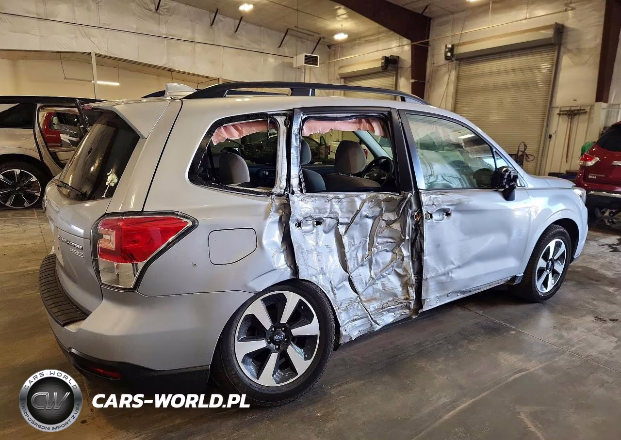 2017 Subaru Forester 2.5I Premium VIN:JF2SJAEC3HH807898 - 3