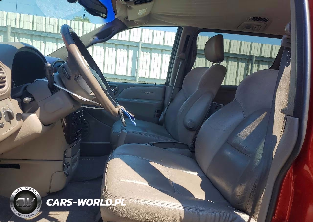 2001 Chrysler Town & Country Limited VIN:2C8GP64L41R359942 - 7