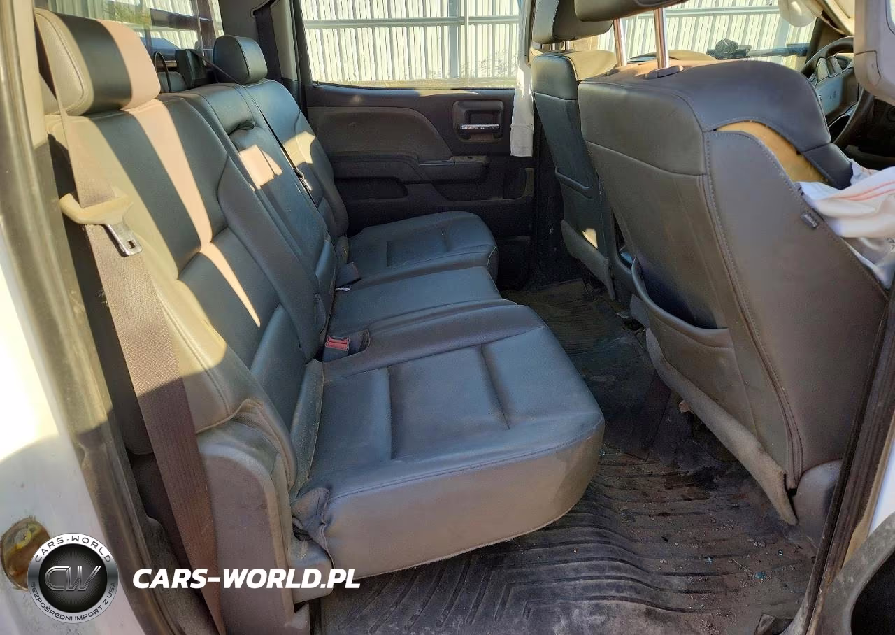 2017 Chevrolet Silverado K3500 VIN:1GC4KYEY0HF232101 - 10