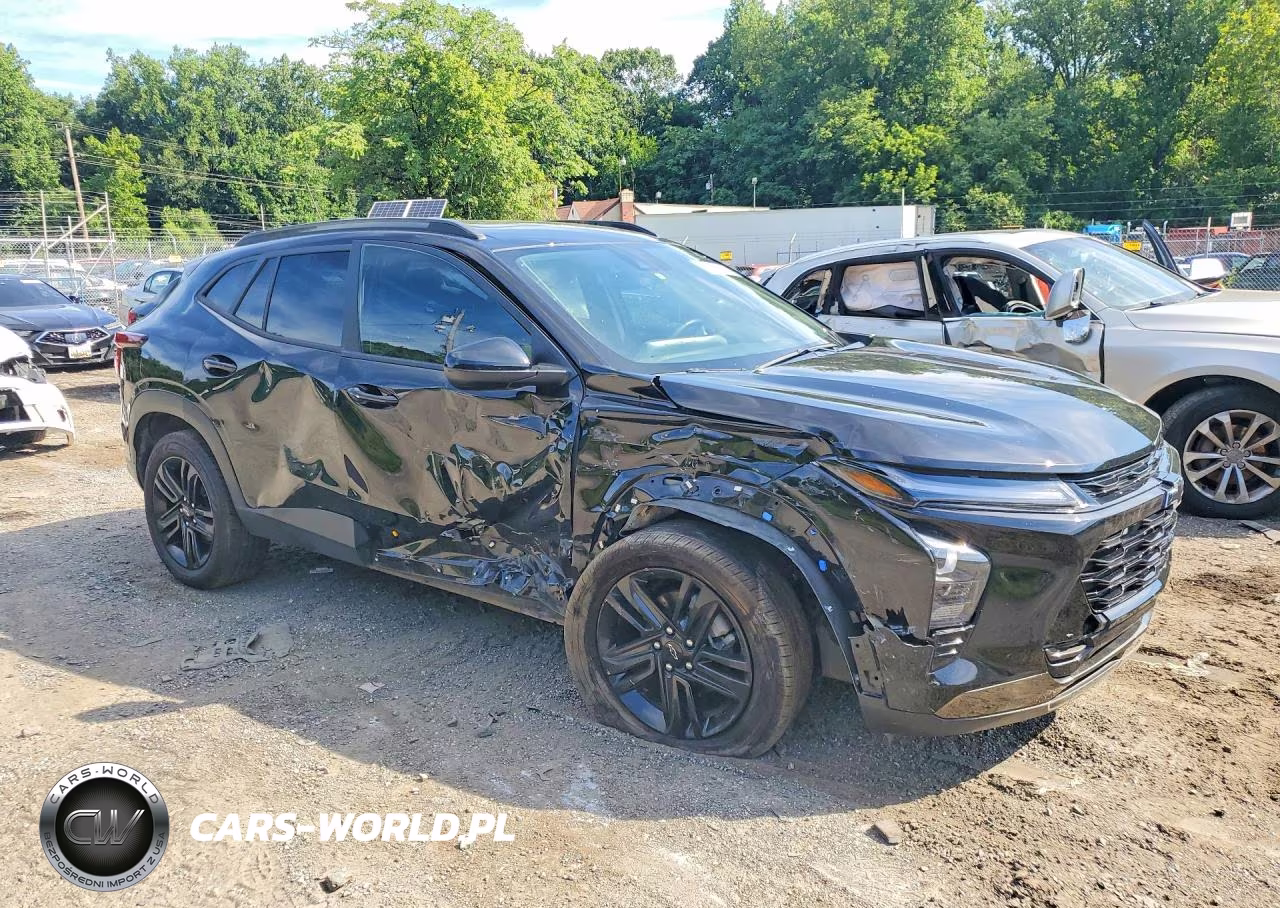 2025 Chevrolet Trax Activ VIN:KL77LKEPXSC207596 - 4