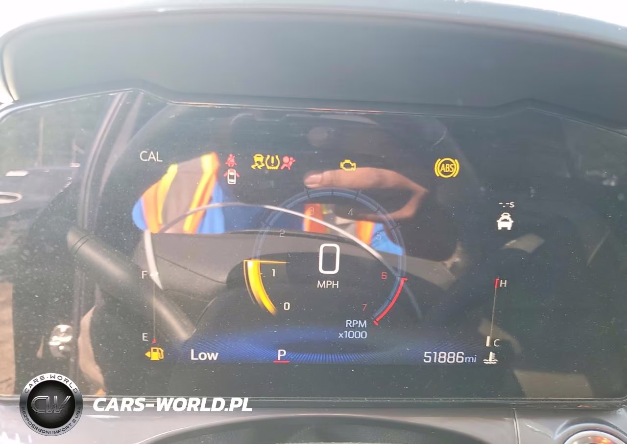 2025 Chevrolet Trax Activ VIN:KL77LKEPXSC207596 - 9