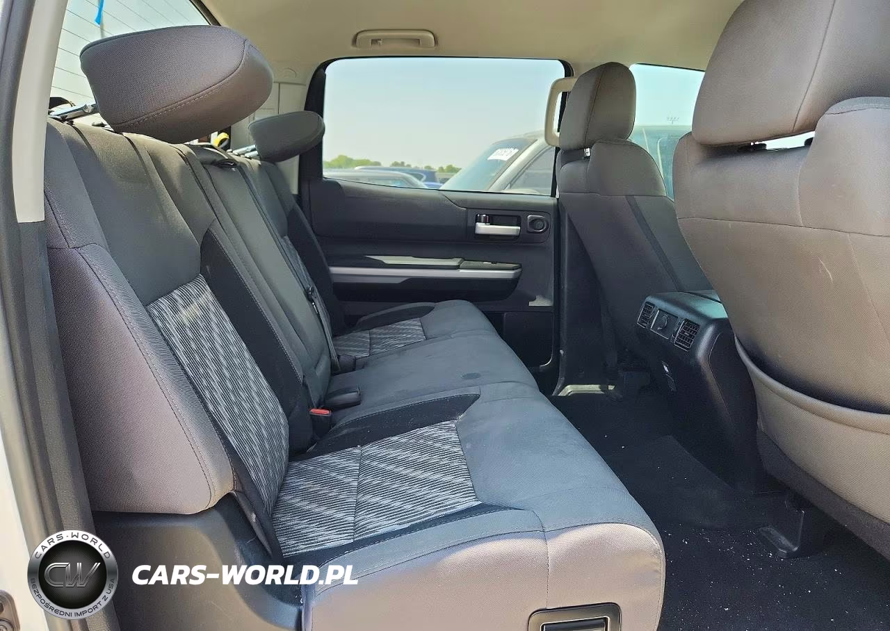 2018 Toyota Tundra Crewmax Sr5 VIN:5TFEM5F15JX134079 - 10