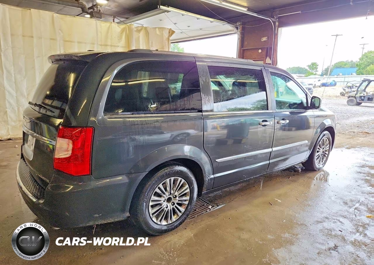 2011 Chrysler Town & Country Limited VIN:2A4RR6DG0BR783637 - 3