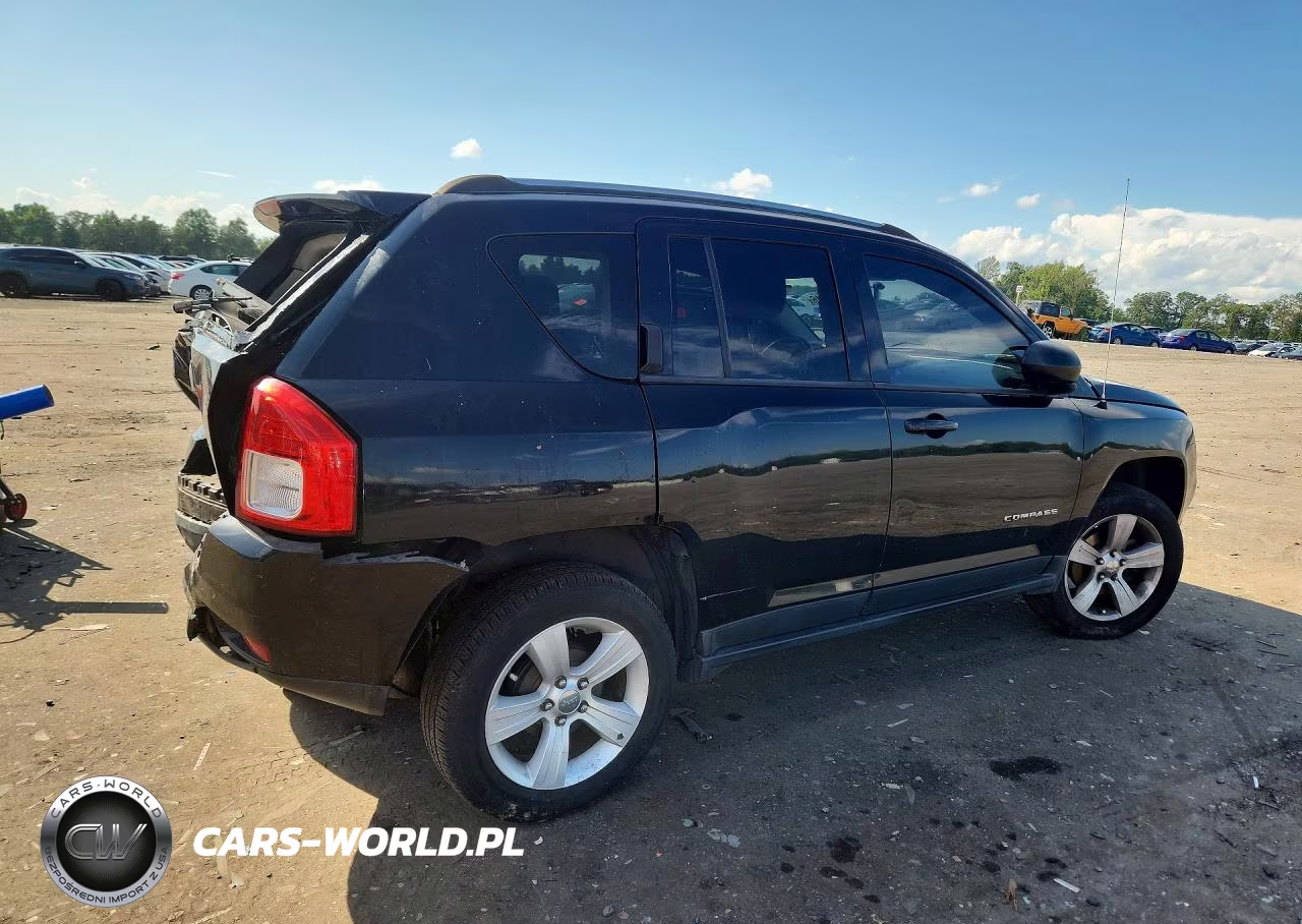 2012 Jeep Compass Sport VIN:1C4NJCBA0CD576324 - 3