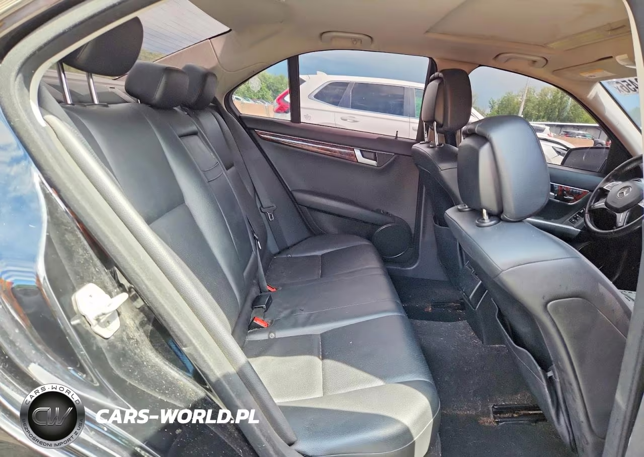 2013 Mercedes-Benz C 300 4Matic VIN:WDDGF8AB4DR264132 - 10