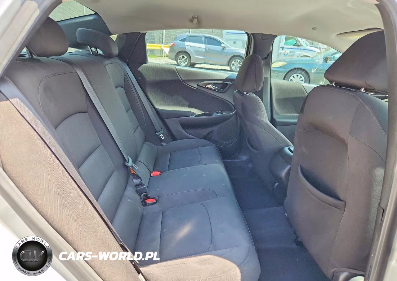 2019 Chevrolet Malibu Ls VIN:1G1ZB5ST7KF122420 - 10