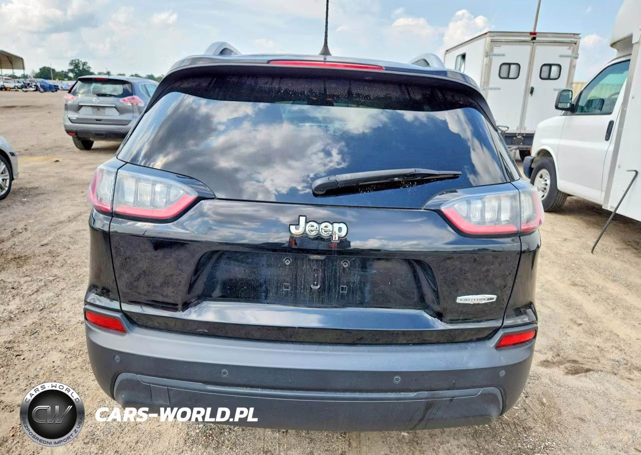 2019 Jeep Cherokee Latitude Plus VIN:1C4PJLLB5KD428121 - 6