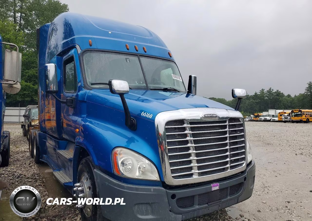 2018 Freightliner Cascadia 125 VIN:3AKJGLDR6JSHZ7168 - 4