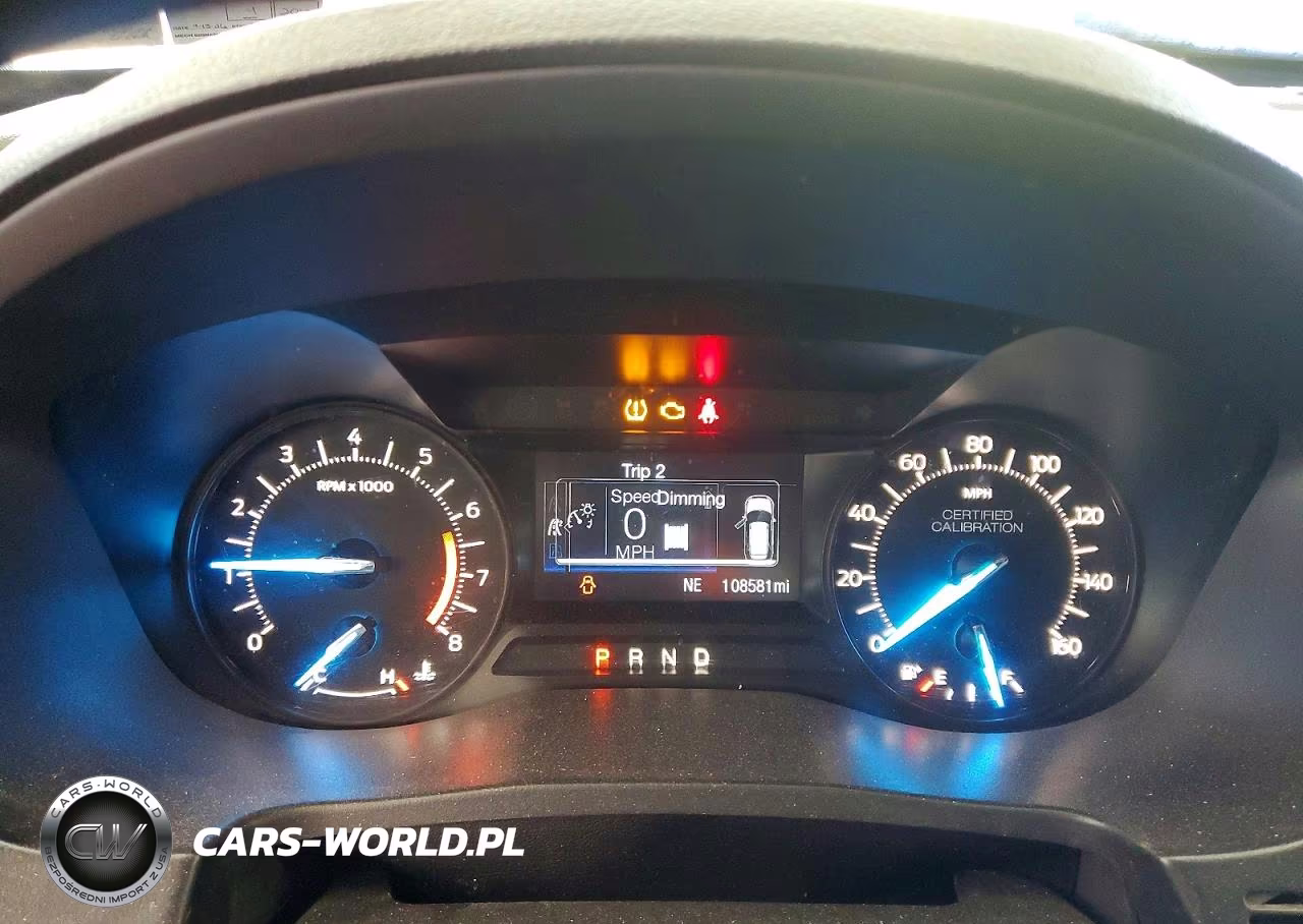 2019 Ford Explorer Police Interceptor VIN:1FM5K8AR2KGB15345 - 9