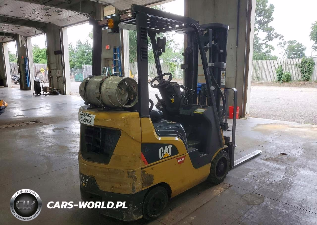 1998 Caterpillar 2C3500 Forklift VIN:AT81F30698 - 4
