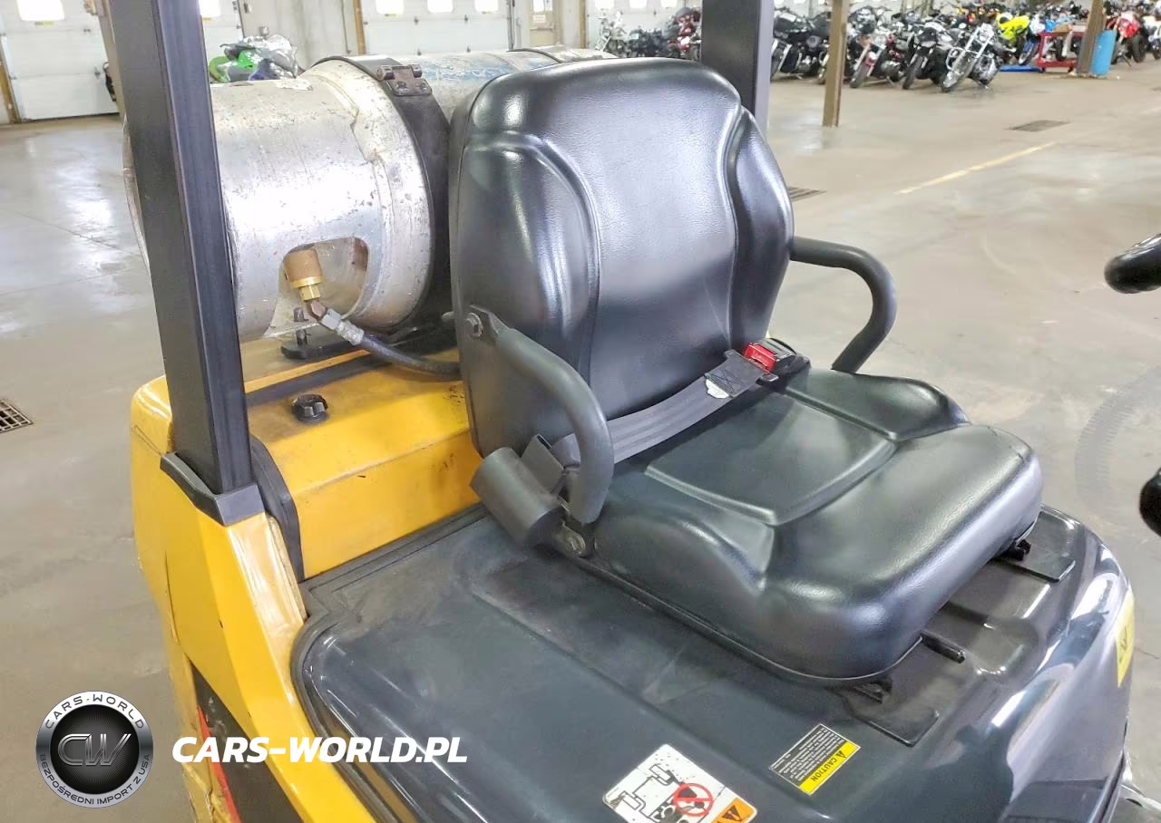 1998 Caterpillar 2C3500 Forklift VIN:AT81F30698 - 6