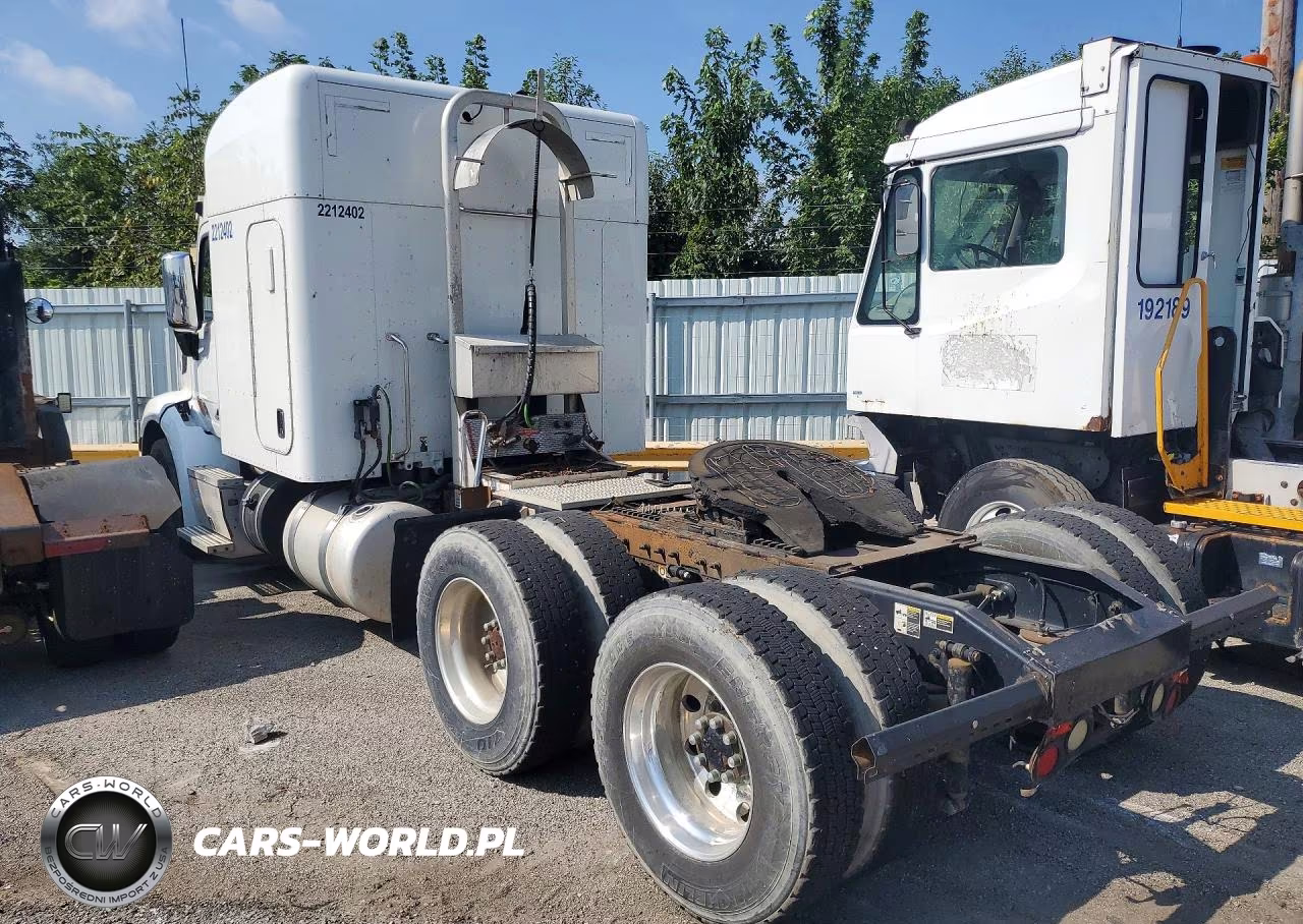 2017 Peterbilt 579 Semi Truck VIN:1XPBDP9XXHD359736 - 2