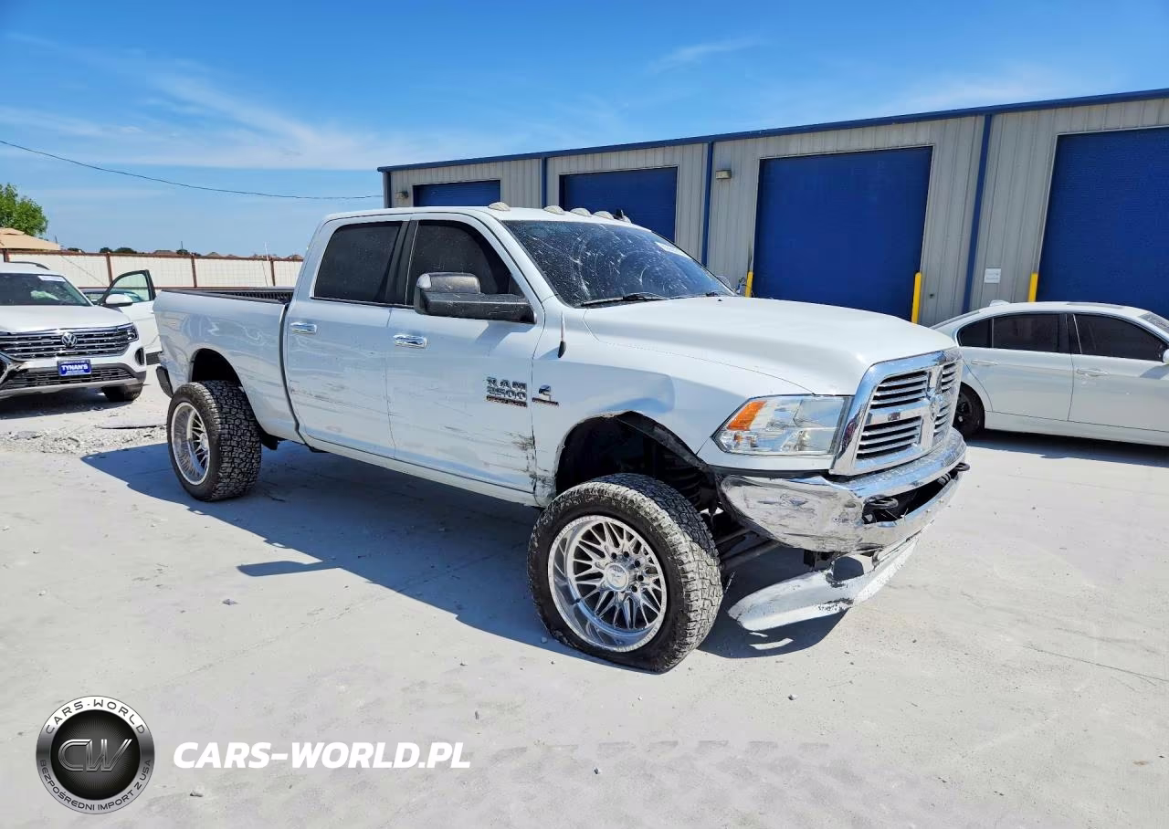 2016 Ram 2500 Slt VIN:3C6UR5DL2GG268604 - 4
