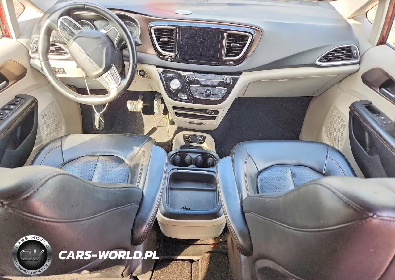 2018 Chrysler Pacifica Touring L VIN:2C4RC1BG4JR294816 - 8