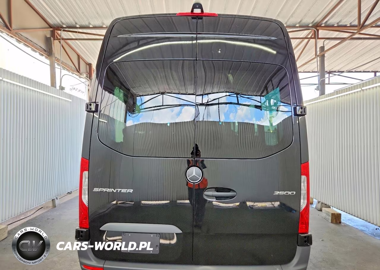 2026 Mercedes-Benz Sprinter 2500 VIN:W1Z4KGHY0TT606570 - 6