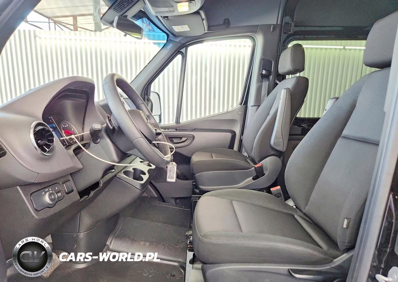 2026 Mercedes-Benz Sprinter 2500 VIN:W1Z4KGHY0TT606570 - 7