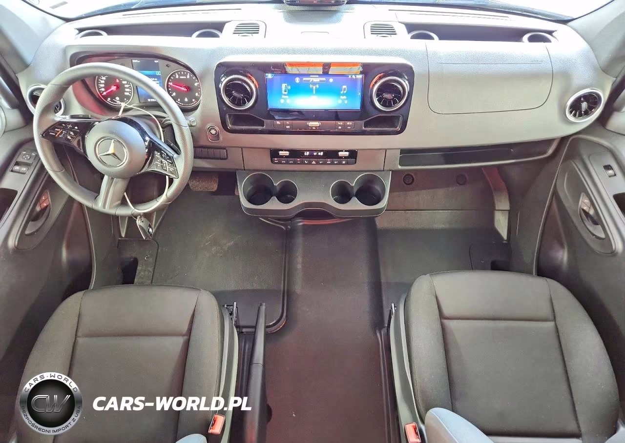 2026 Mercedes-Benz Sprinter 2500 VIN:W1Z4KGHY0TT606570 - 8