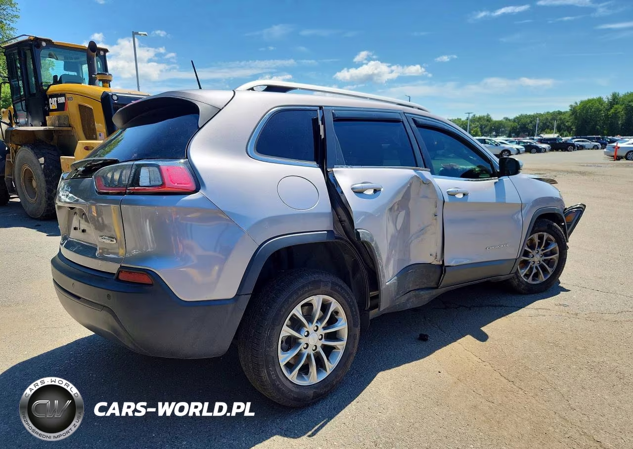 2020 Jeep Cherokee Latitude Plus VIN:1C4PJMLB6LD593988 - 3