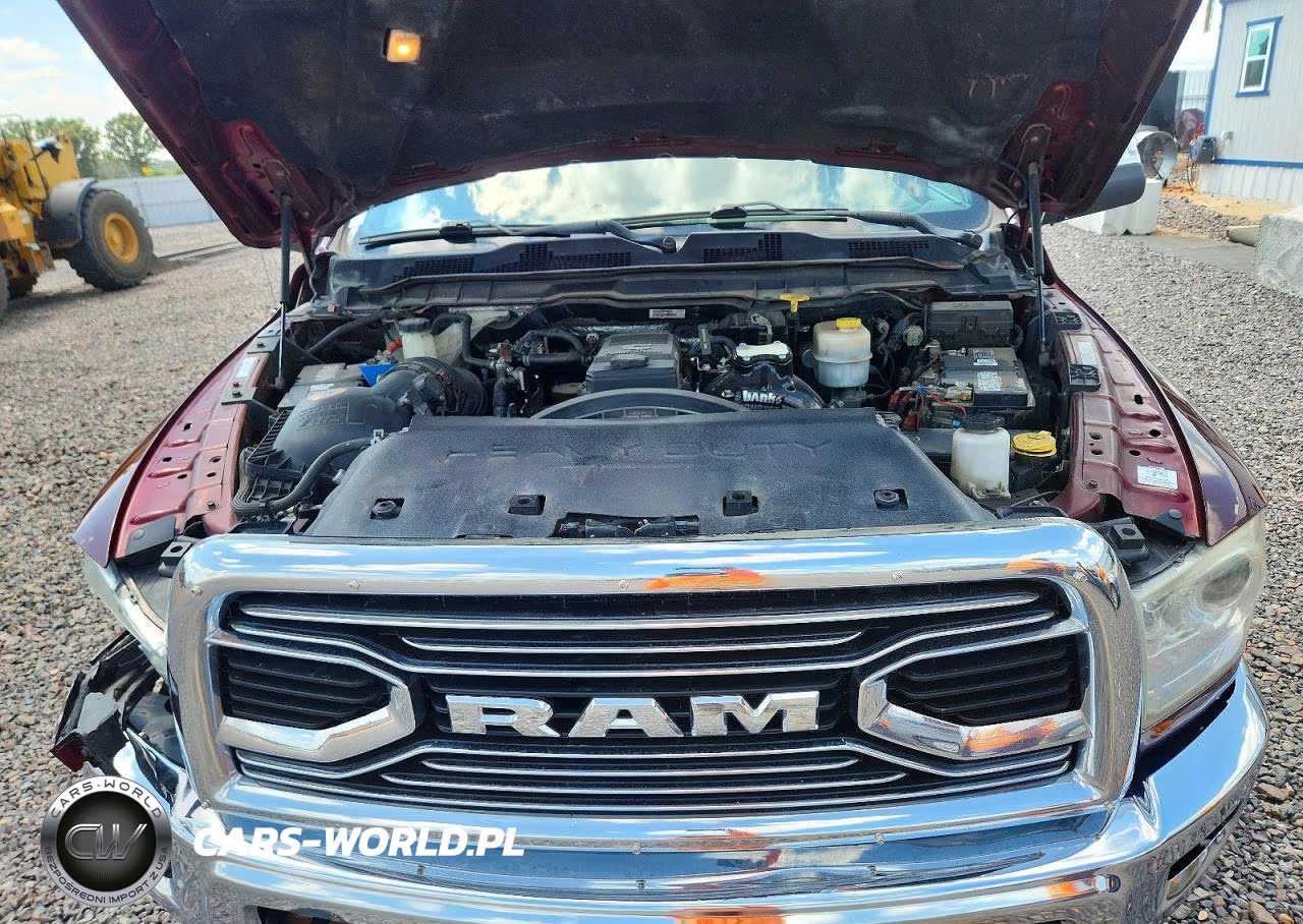 2017 Ram 3500 Longhorn VIN:3C63R3FL3HG633595 - 11
