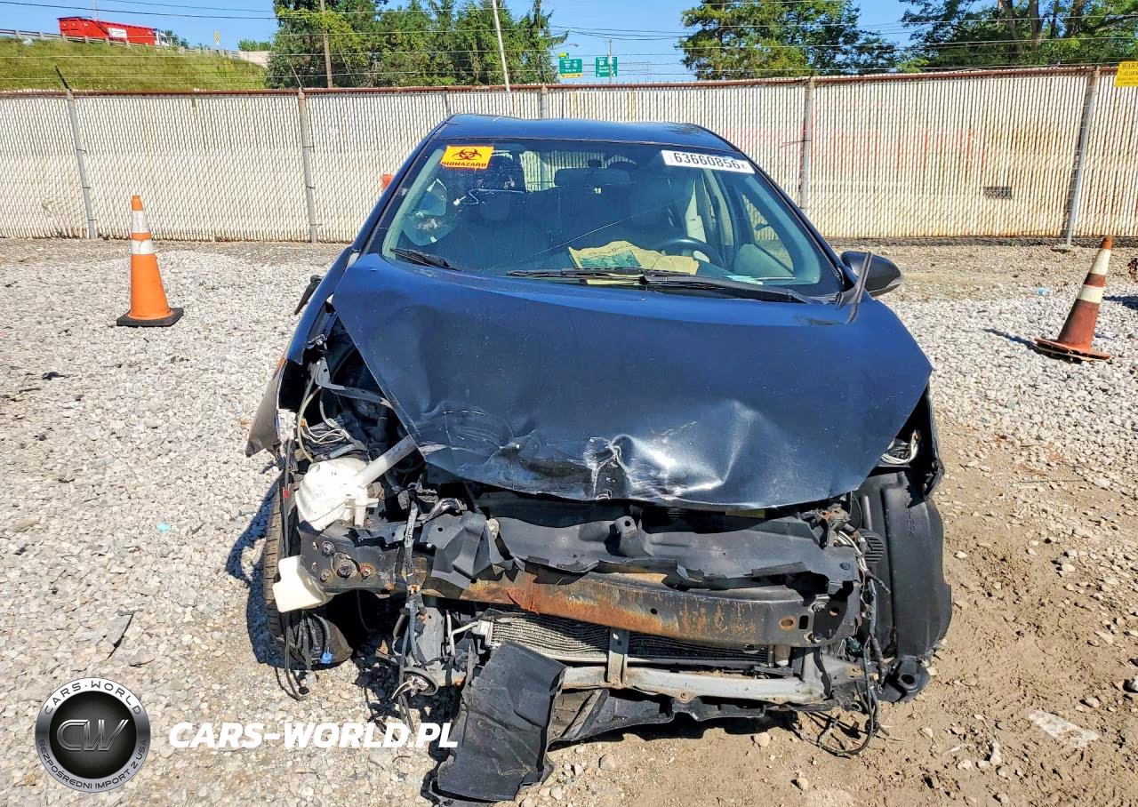 2013 Toyota Prius C VIN:JTDKDTB36D1552026 - 5