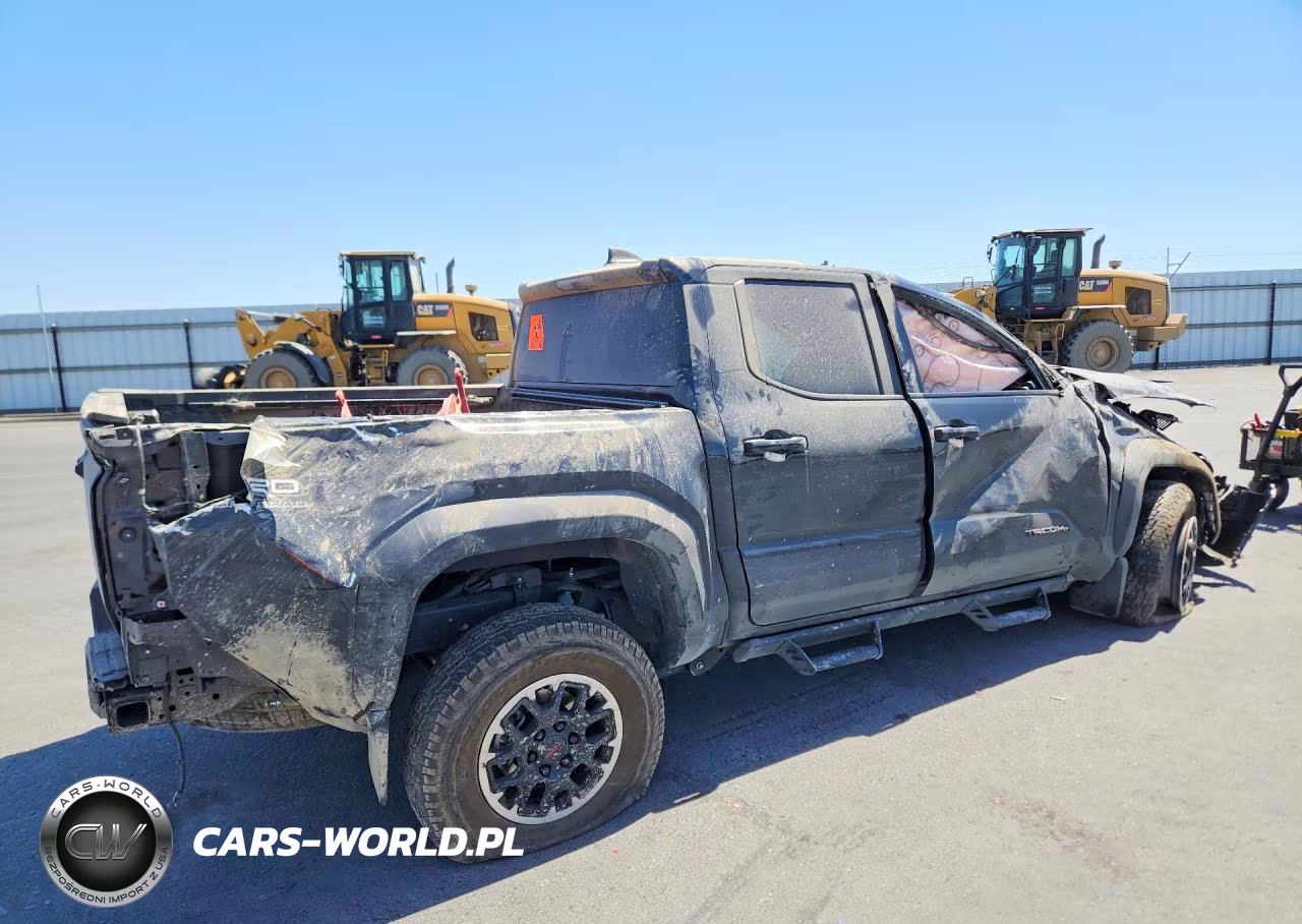 2025 Toyota Tacoma Trd Off-Road VIN:3TMLB5JNXSM192722 - 3