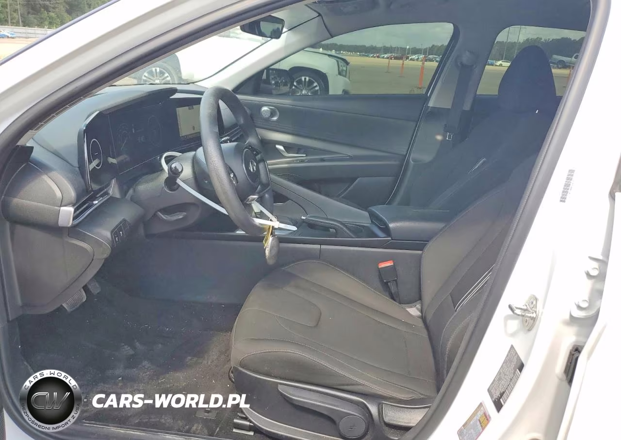 2024 Hyundai Elantra Sel VIN:KMHLM4DG1RU696093 - 7