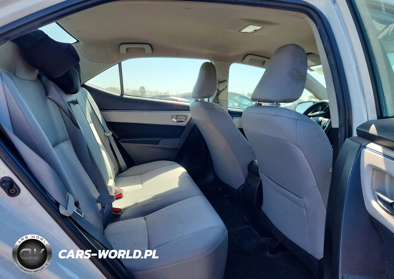 2015 Toyota Corolla Le VIN:5YFBURHE1FP297781 - 10