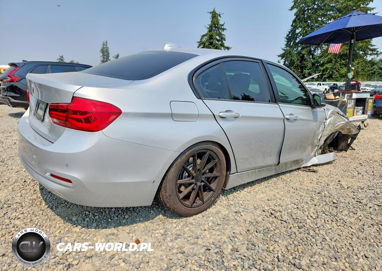 2018 BMW 320 Xi VIN:WBA8E5G56JNV01754 - 3