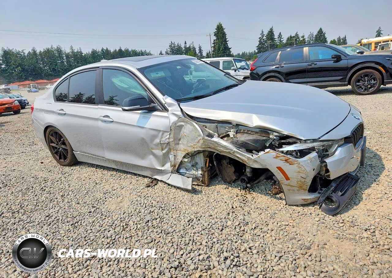 2018 BMW 320 Xi VIN:WBA8E5G56JNV01754 - 4