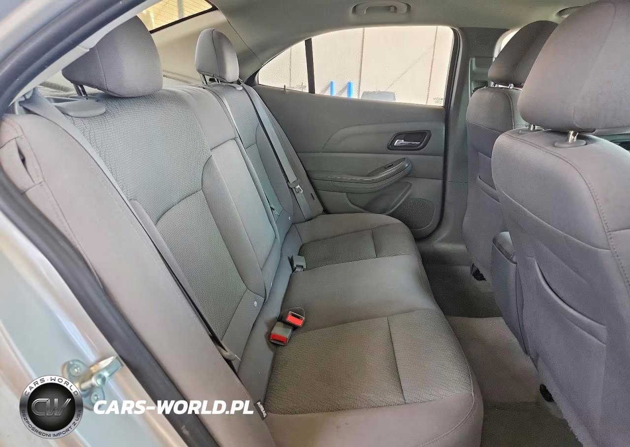 2014 Chevrolet Malibu Ls VIN:1G11B5SL1EU125441 - 10