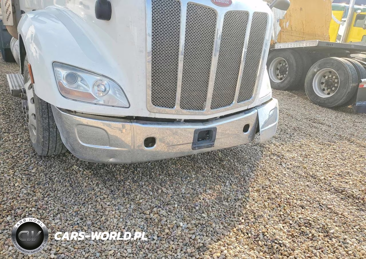 2018 Peterbilt 579 Semi Truck VIN:1XPBDP9X8JD473711 - 14
