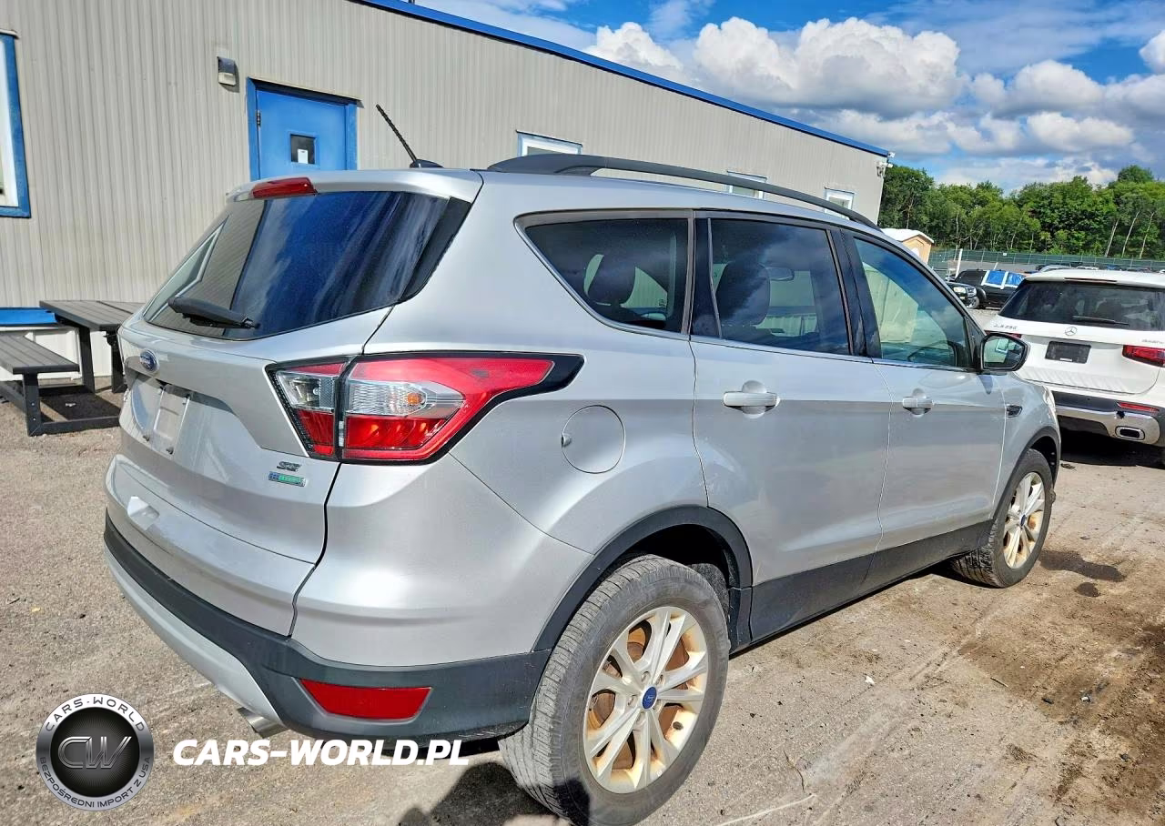 2018 Ford Escape Se VIN:1FMCU0GD1JUA66010 - 3