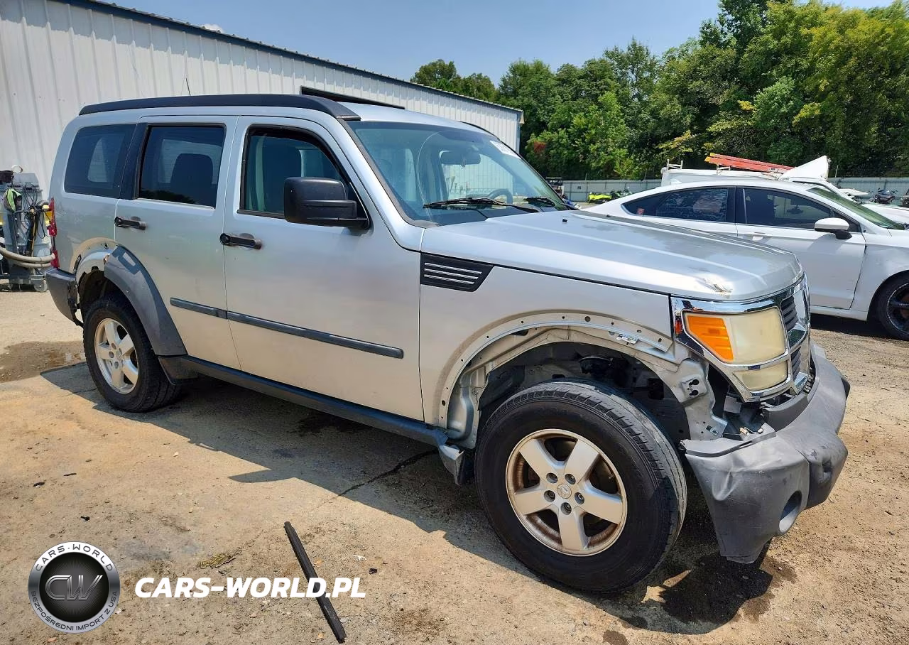 2007 Dodge Nitro Sxt VIN:1D8GT28K37W600897 - 4