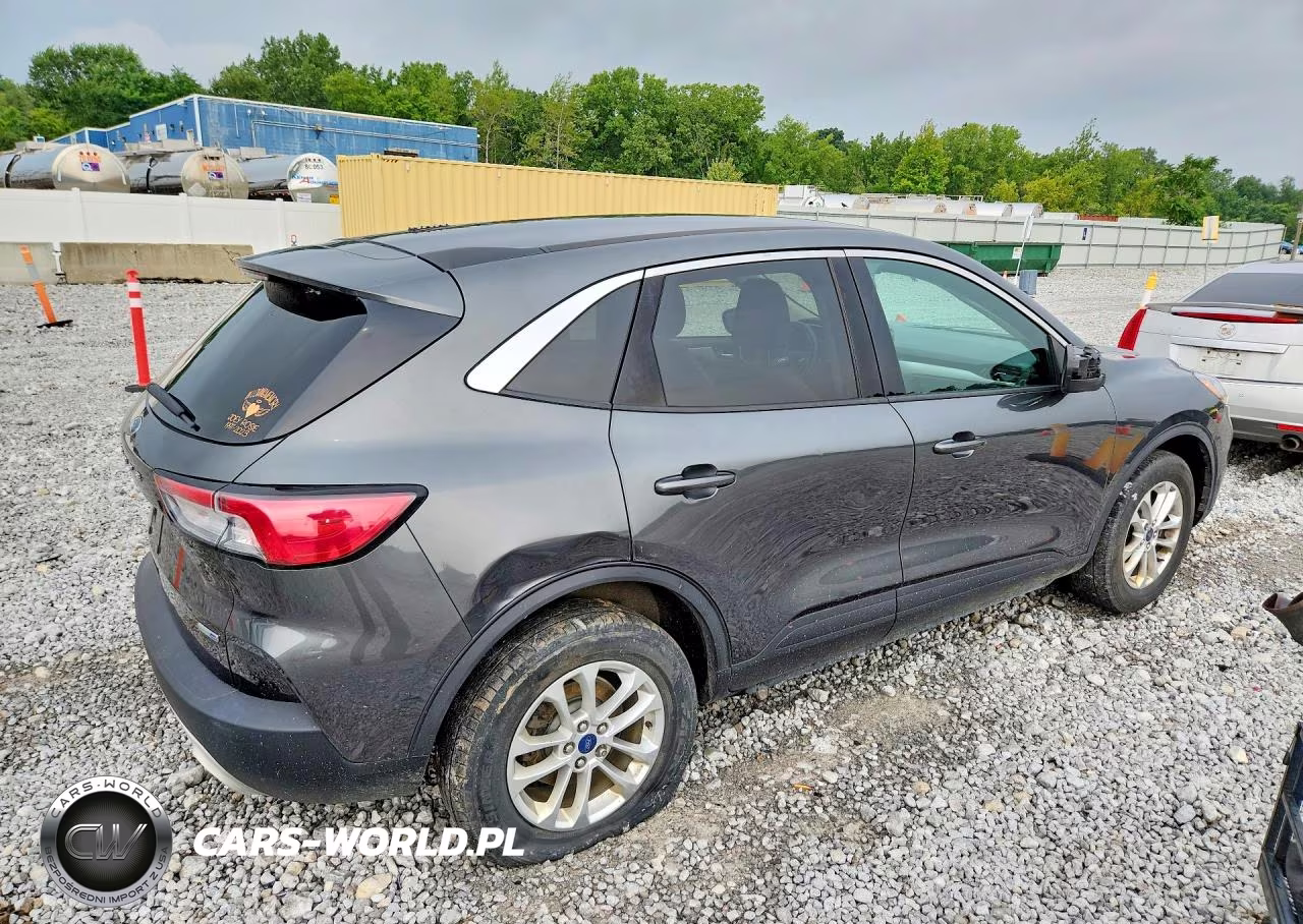 2020 Ford Escape Se VIN:1FMCU9G6XLUA99886 - 3